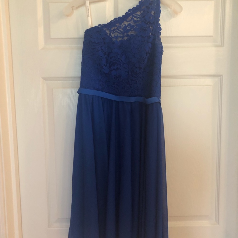 One shoulder knee length dress